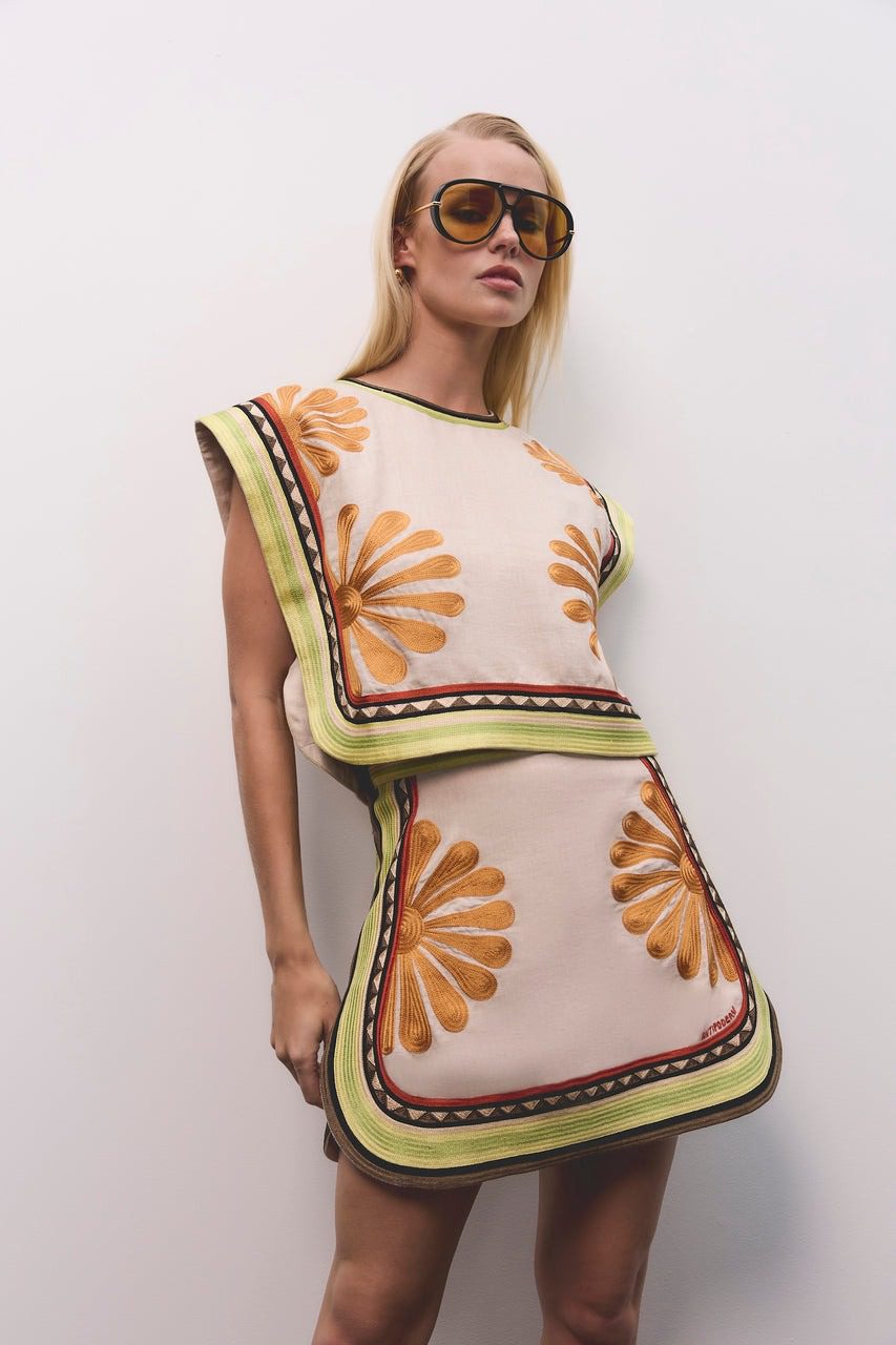 ANTIPODEAN DÉJÀ VU OVERSIZED Crop SUNRISE - Image 4