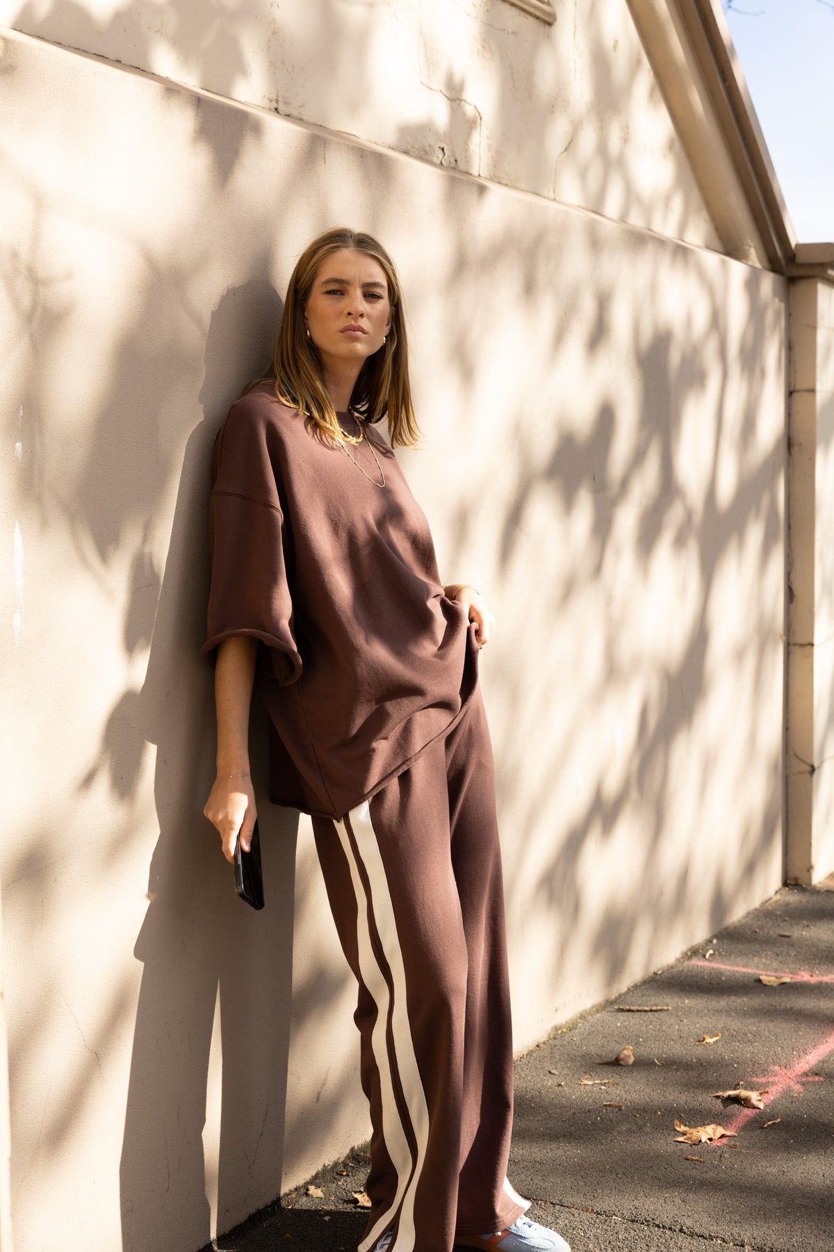 LUNA LANE The Mason Tee / Chocolate - Image 3