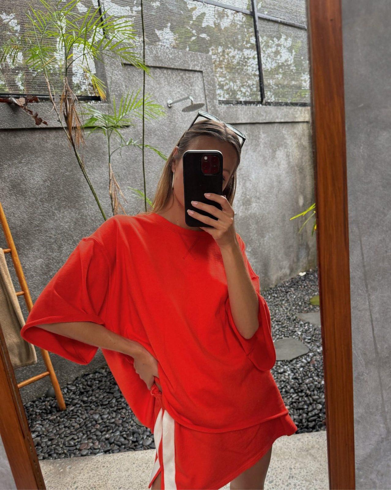 LUNA LANE The Mason Tee / Chilli