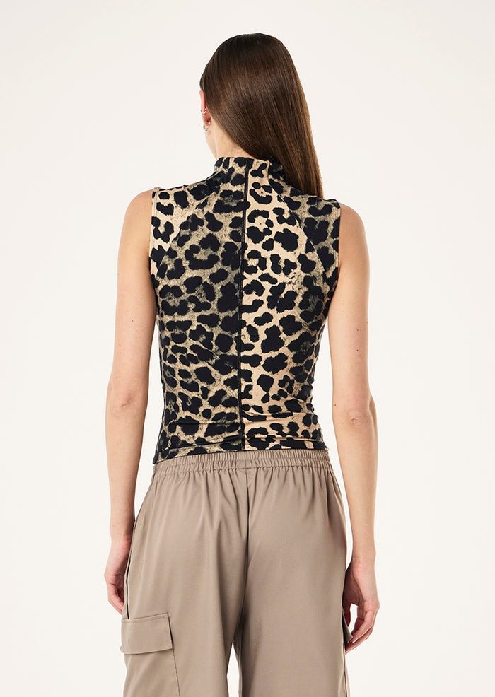 PE NATION Routine quarter zip tank in leopard - Image 2