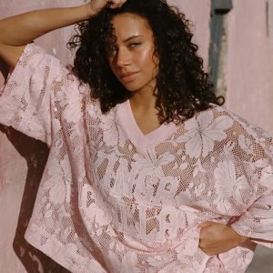 KINGA CSILLA NOVA LACE ONYX TEE