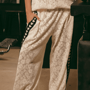 SABBI RAVING HEART LACE PANTS - CREAM