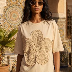 THE TALES Hand Knit Crochet Flower Tee