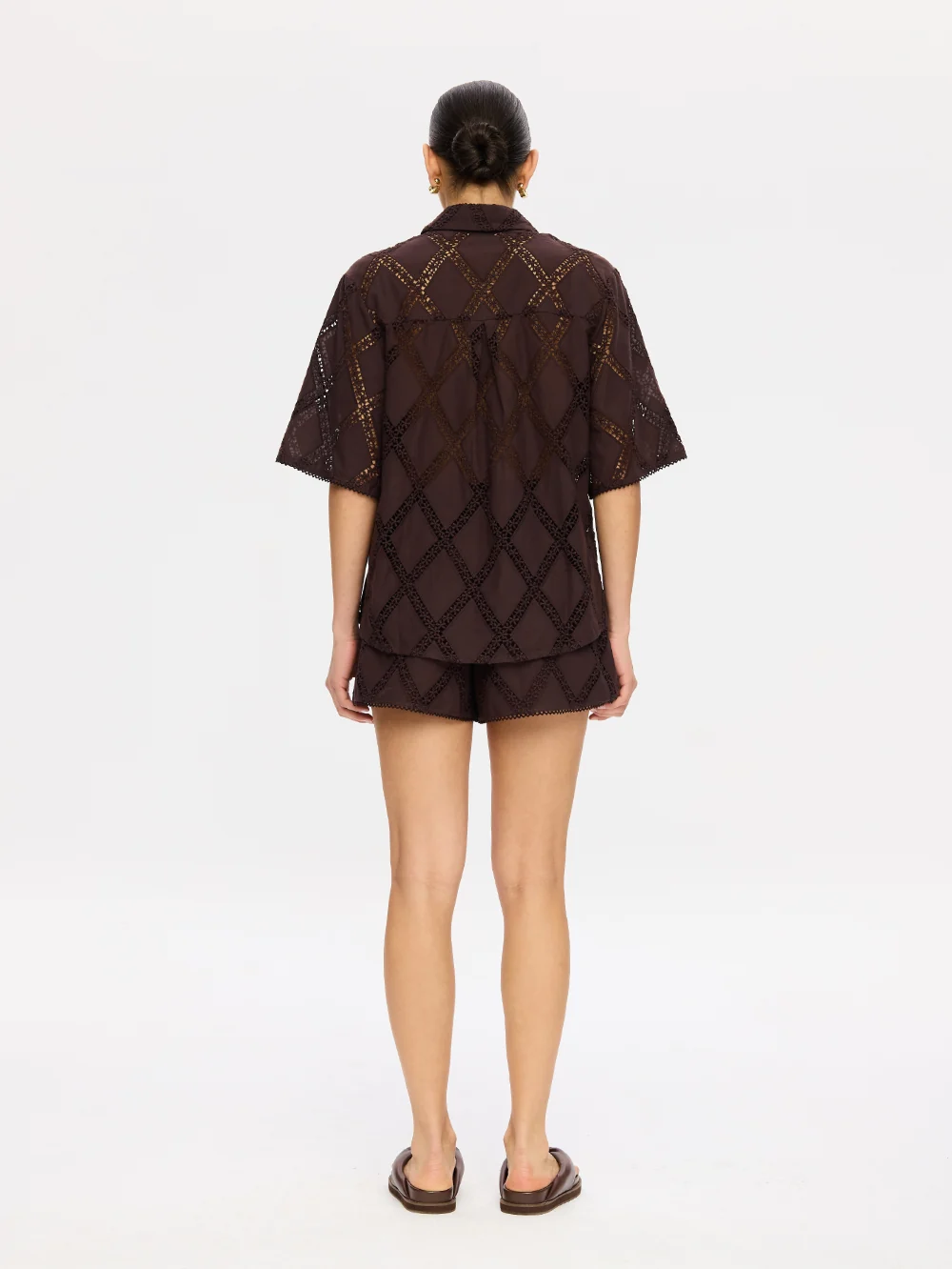 KIVARI Izzy Shirt Chocolate - Image 2